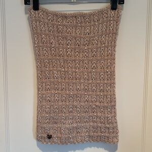 Betsey Johnson pearly & shimmery infinity scarf in soft pink & metallic silver